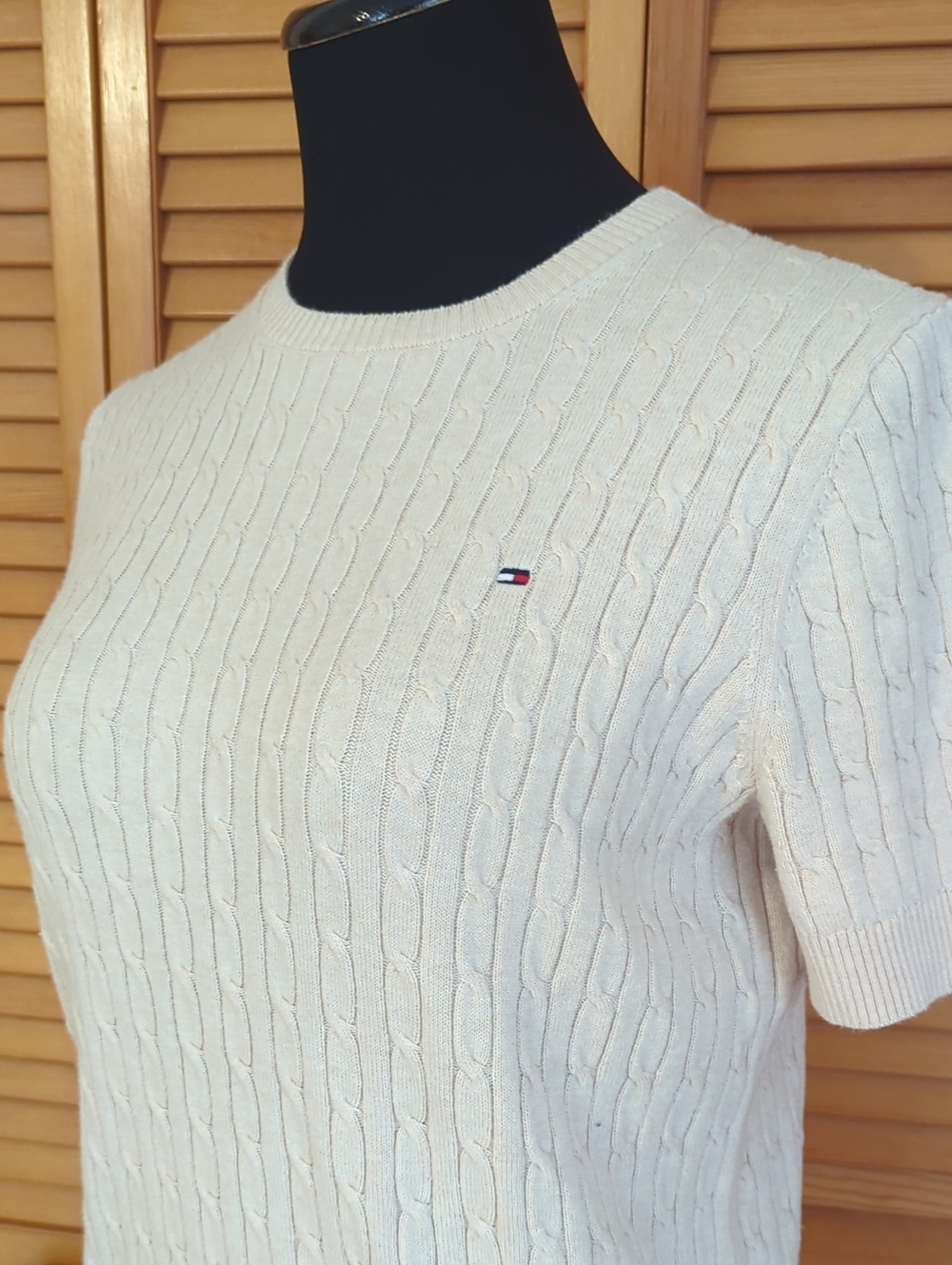 Tommy Hilfiger Beige Cotton Sweater Size Medium Short Sleeve Cable Knit Sweater